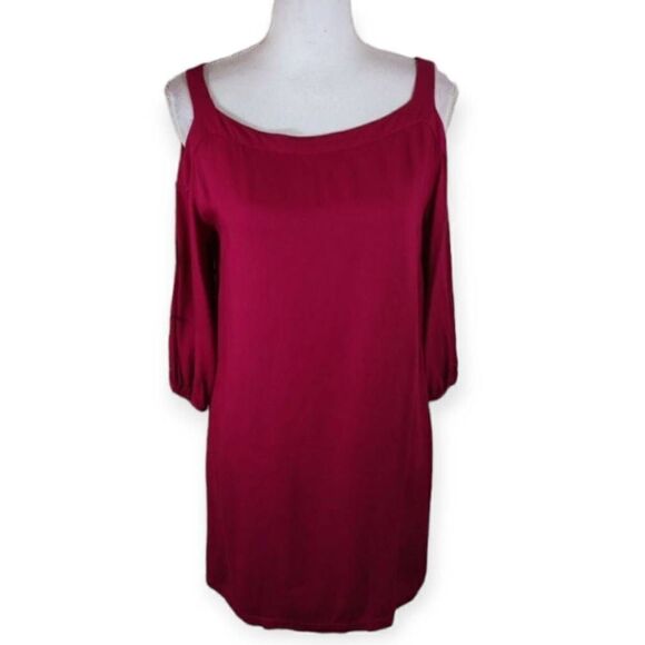 FOREVER 21 FUCHSIA COLD SHOULDER DRESS SZ.S EUC. - Picture 1 of 4